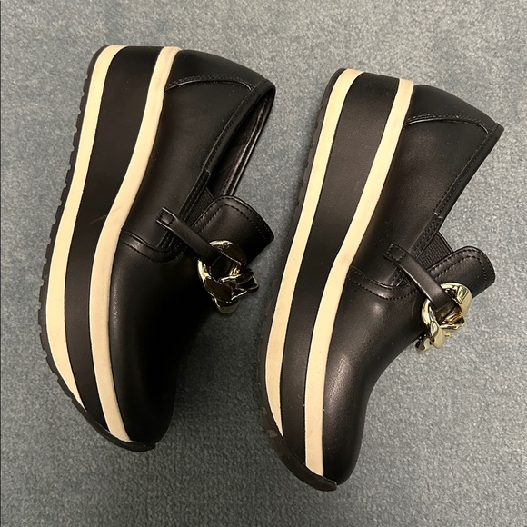 Women’s Size 7.5 Madden NYC Platform Loafers
Worn Once! - Picture 4 of 4